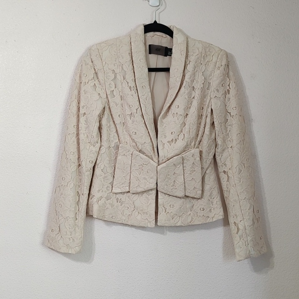 H&M Blush Lace Bow Closure Blazer Size 8 - Picture 1 of 6
